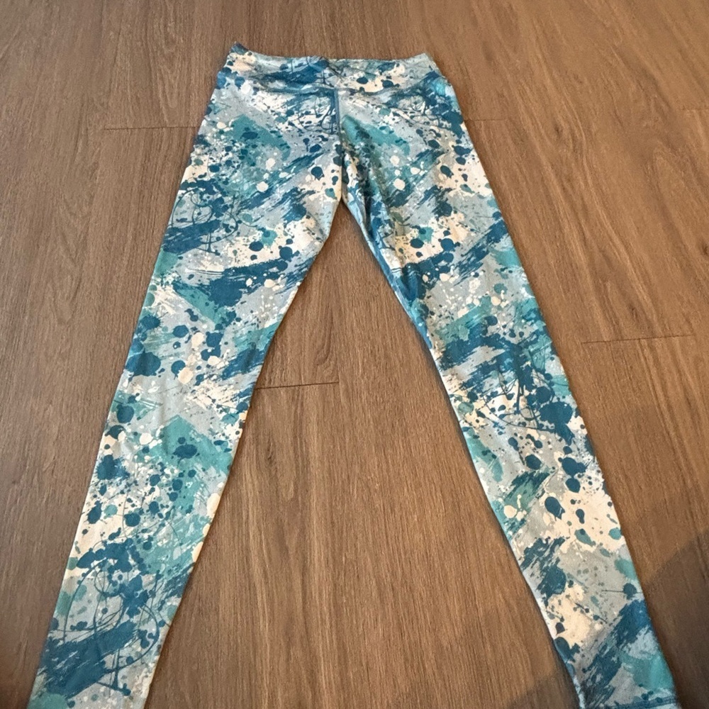 Hot Chillys Blue and Cream Leggings